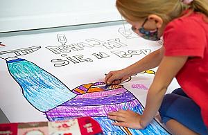 Sportowo i kolorowo. BOK zaprasza dzieci z Ukrainy na bezpłatne zajęcia