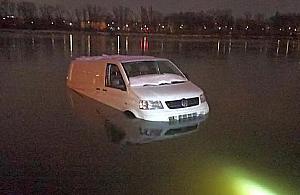 Dostawczak w Wiśle. Przypadek, chuligański wybryk czy zemsta?