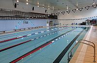 Basen w Legionowie od dwóch lat zamknięty. Mieszkańcy: miejska spółka "do zaorania"