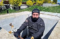 Wiceburmistrz zanurkował w fontannie. "Uruchomimy ją na lato"