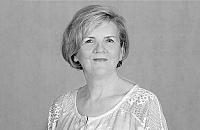 Zmar�a Janina Ziemich�d, wieloletnia dyrektor Zespo�u Szk� Og�lnokszta�c�cych nr 2