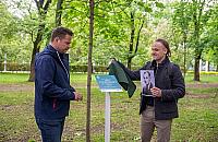 Park Powstańców się rozrasta. Zasadzili symboliczne drzewa