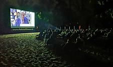 Rusza letnie kino na Plaży Romantycznej. Już w niedzielę "Za jakie grzechy dobry Boże"