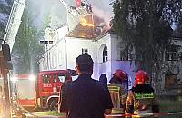 Pożar na Bemowie. Płonął budynek dawnej Wytwórni Amunicji przy Waldorffa