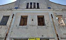 Modlińska 257. Jeszcze dwa lata prac pod nadzorem konserwatora