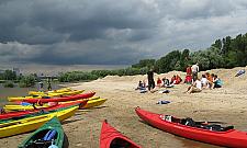 "Literackie kajaki", czyli spływy kajakowe z pisarką
