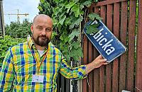 Ratusz zbiera stare tabliczki z nazwami ulic. "Zrobimy z nich wystaw�"