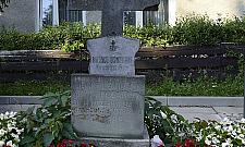 Miejsce pamięci przy Gdańskiej niszczeje. Wymaga pilnej naprawy