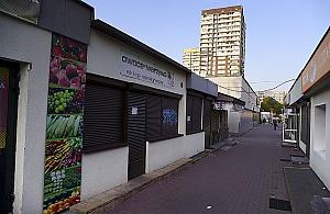 Urlop, urlop, urlop... Długi wypoczynek sprzedawców z bazarkowych pawilonów