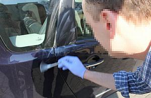 Pokłócili się, więc skopał mu auto. Trafił na "dołek"