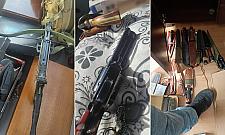 Znęcał się nad żoną i jej synem. Miał też spory składzik broni i narkotyków