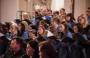 Koncert w Płudach na dwusetne urodziny Felińskiego