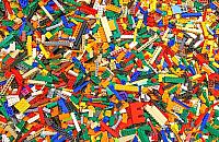 Jak powstają klocki LEGO?