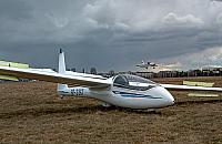 Szybowce uziemione. Petycja w sprawie przywrócenia lotów na lotnisku Warszawa-Babice