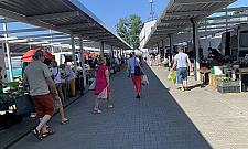 Toaleta na bazarku w Falenicy nie dla mieszkańców. Kompromitacja władz dzielnicy