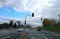 Światła na skrzyżowaniu permanentnie nie działają. "Walczę o życie skręcając w lewo"