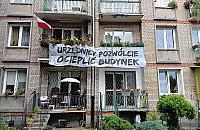 Mieszkańcy Starych Bielan nie mogą ocieplić budynków. "Niech konserwator płaci za nas rachunki"