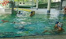 Bezpłatne pływanie i nowe atrakcje na basenie