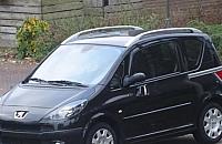 "70-latka z czarnego peugeota truje psy w Radości". Co ustaliła policja?