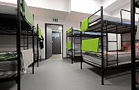 Bezdomni z Siekierek trafili na Żerań. Otwarto nową noclegownię