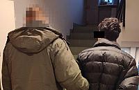 Ojciec z synem kradli kaw� i czekolad�. Pobili ochroniarza