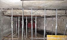 Tajemniczy 84-metrowy tunel na Woli. Drogowcy zaleją go betonem