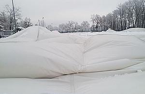 Zima zaskoczyła sportowców. Zapadły się hale pneumatyczne