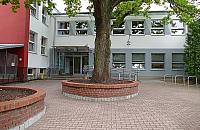 Szkoła na Młocinach ma nową patronkę. Wanda Chotomska zamiast komunistki