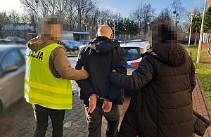 Groził nożem, bo chciał... papierosa. Grozi mu 12 lat więzienia