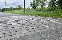 Czy progi są zbyt wysokie? "Nie da się przejechać bez obcierki"