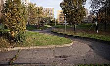 Ruszyły prace modernizacyjne na Plastusiowie. Co zmieni się na bielańskim placu zabaw?