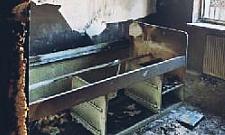 Pożar w Jabłonnie odebrał siostrom matkę. Pomóżmy im wyremontować mieszkanie