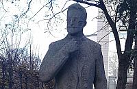 Wyremontują pomnik Marcina Kasprzaka. Zadba o niego prywatny inwestor