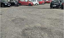 Kto wyremontuje zdewastowany plac? Spychologia warszawska