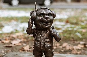 Warszawa kopiuje pomysł z Wrocławia. Bielańskie misie na wzór krasnali?