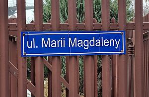 Przedwojenna ulica znika na naszych oczach