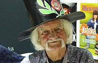 Papcio Chmiel patronem podstawówki na Białołęce