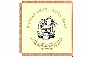 Szkoła imienia Papcia Chmiela zbiera na sztandar