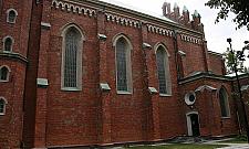 Kościół jak nowy. Wyczyścili i uzupełnili starą cegłę