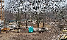 Rozkręca się budowa szkoły na Tarchominie. Wycięto 78 drzew