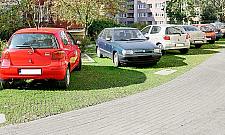 45 tysięcy za miejsce parkingowe z ekokratki. Kierowcy w szoku