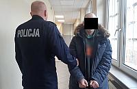 Jeden cz�owiek, jedena�cie zarzut�w