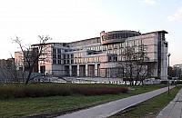 Niebawem ruszy rozbiórka betonowego monstrum przy trasie S8