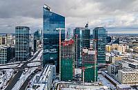 Wola wieżowcami stoi. Dwa kolejne pną się w górę