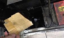 Warsztaty trują Warszawę. Do pieca trafia przepracowany olej