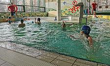 Pływalnia Pingwin ponownie bezpłatna? Jest wysyp propozycji