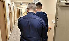 Szarpanina z policją. Zatrzymano trzy osoby