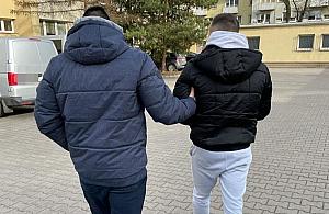 "Sprzedawał" perfumy, których nie miał. Oszukał 31 osób