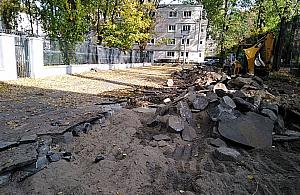 Miliony na odbetonowanie Woli. Które podwórka przejdą metamorfozę?