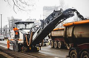 Utrudnienia na Belwederskiej i Gagarina. Budują tramwaj do Wilanowa